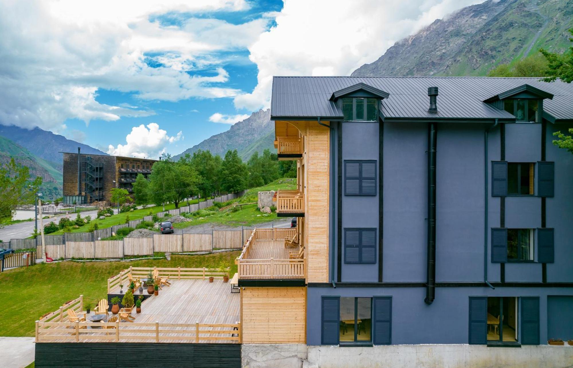 1740 Boutique Hotel Kazbegi Экстерьер фото