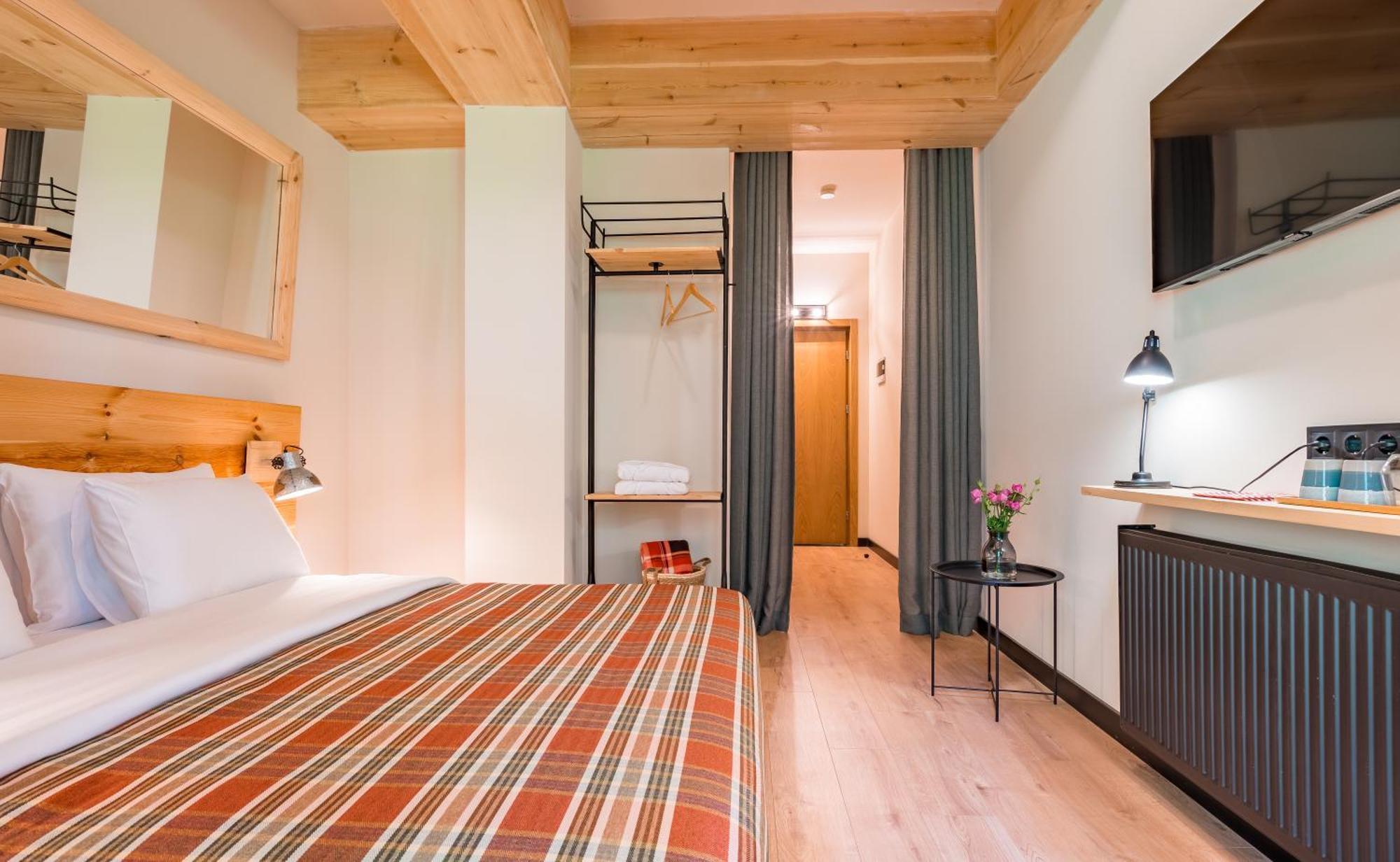 1740 Boutique Hotel Kazbegi Экстерьер фото