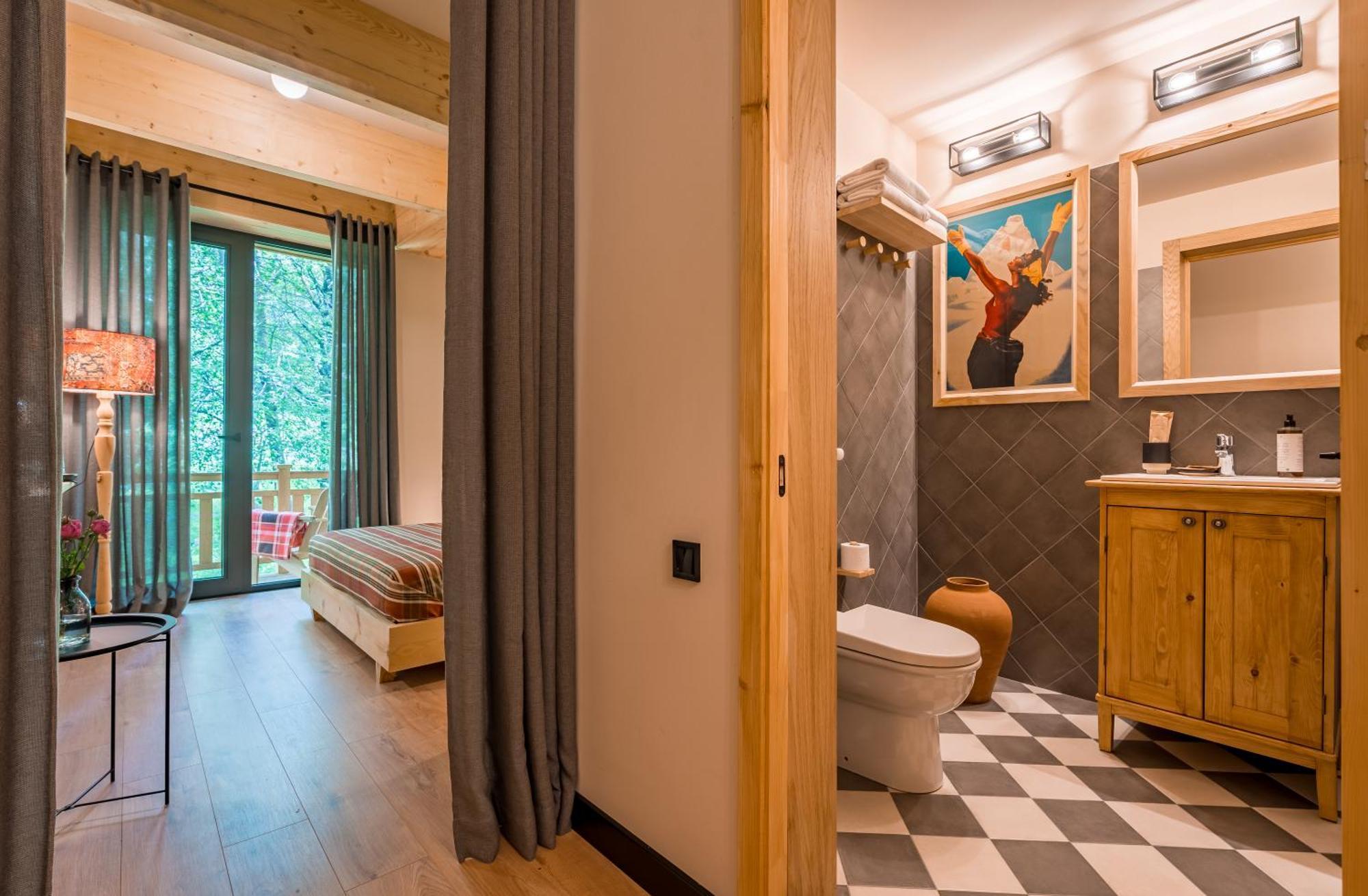 1740 Boutique Hotel Kazbegi Экстерьер фото