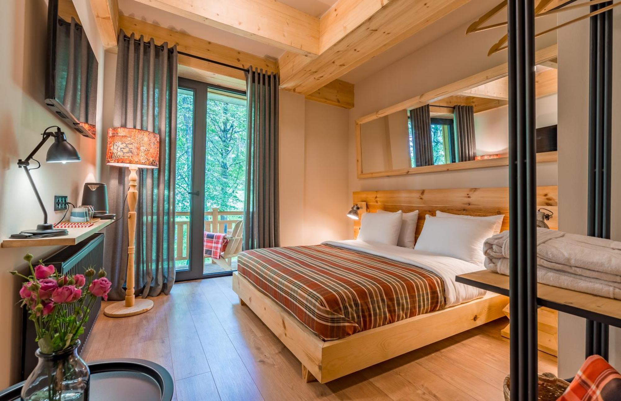 1740 Boutique Hotel Kazbegi Экстерьер фото